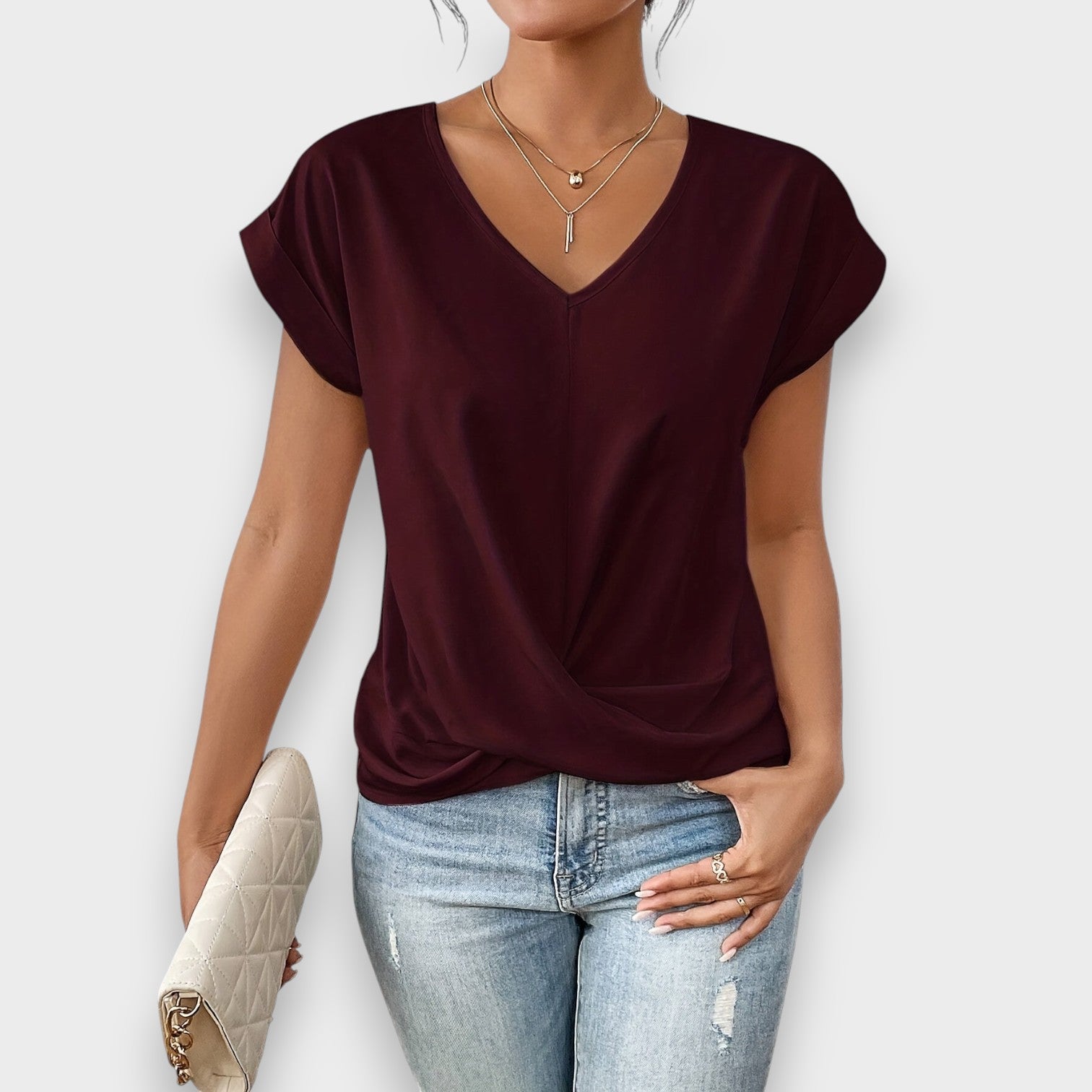 Gigi™ – Elegantna top s vozlom in V-izrezom